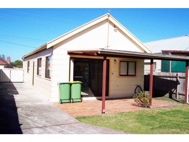 39 Oakland Avenue, The Entrance NSW 2261