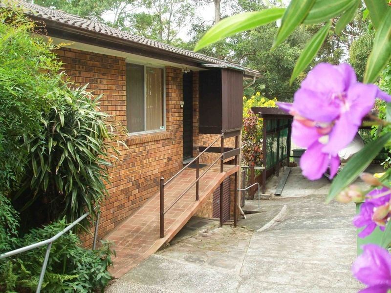 9 The Glen, Berkeley Vale NSW 2261