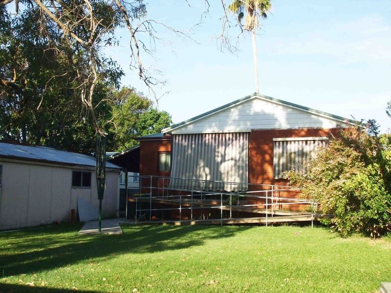 7 Crosby Crescent, Killarney Vale NSW 2261