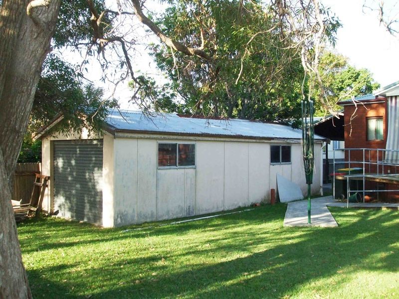 7 Crosby Crescent, Killarney Vale NSW 2261