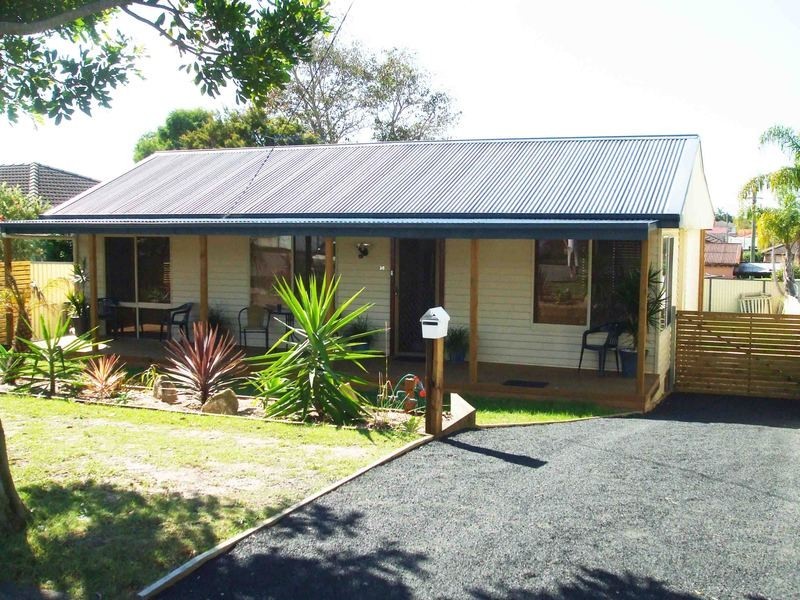 38 South Street, Killarney Vale NSW 2261