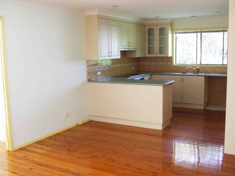 5 Moorah Avenue, Blue Bay NSW 2261