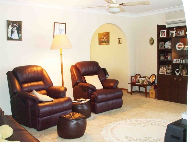52 Seawind Terrace, Berkeley Vale NSW 2261
