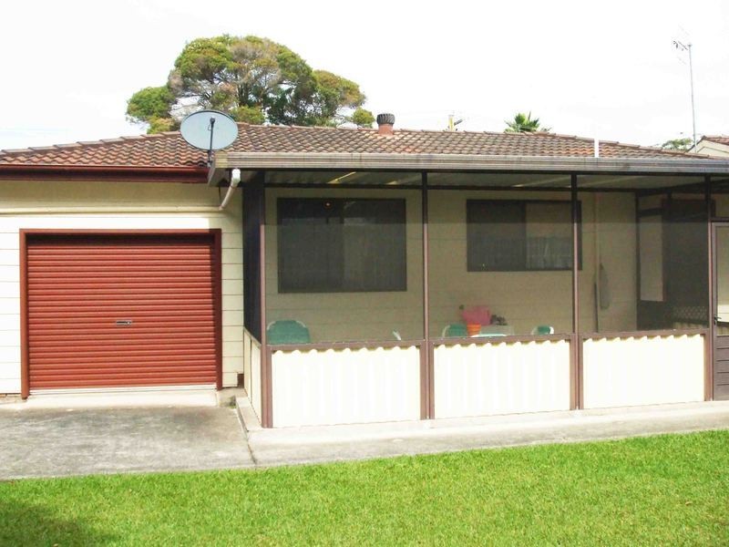 52 Seawind Terrace, Berkeley Vale NSW 2261