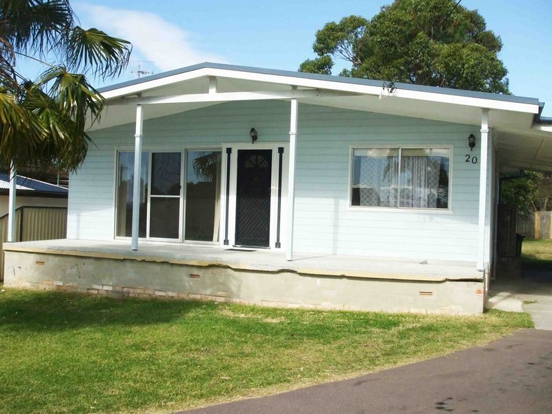 20 Sturt Street, Killarney Vale NSW 2261