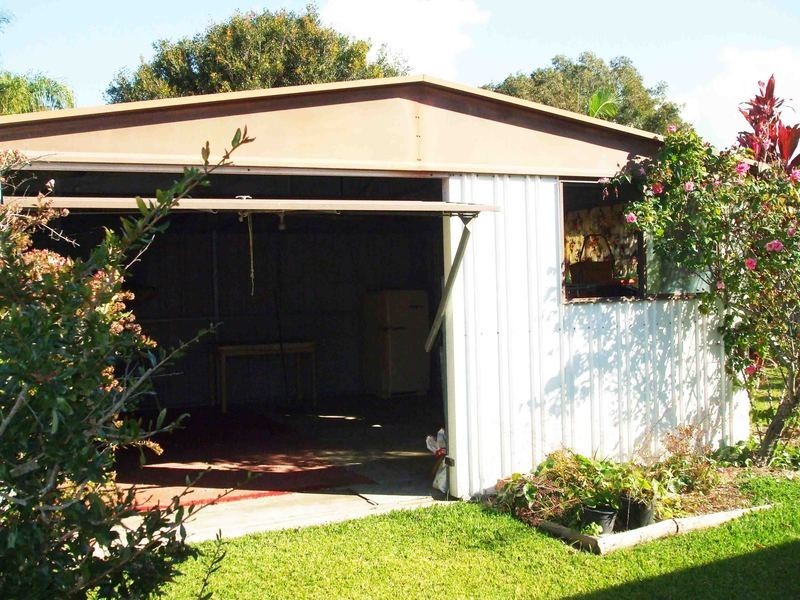 12 Cook Road, Killarney Vale NSW 2261