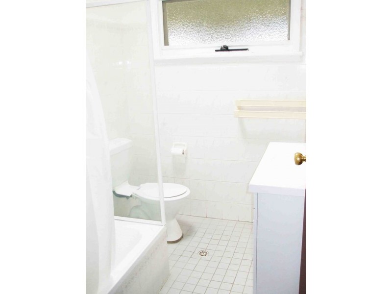 40 South Street, Killarney Vale NSW 2261