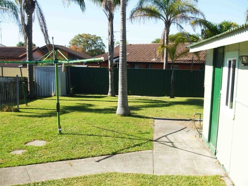 40 South Street, Killarney Vale NSW 2261