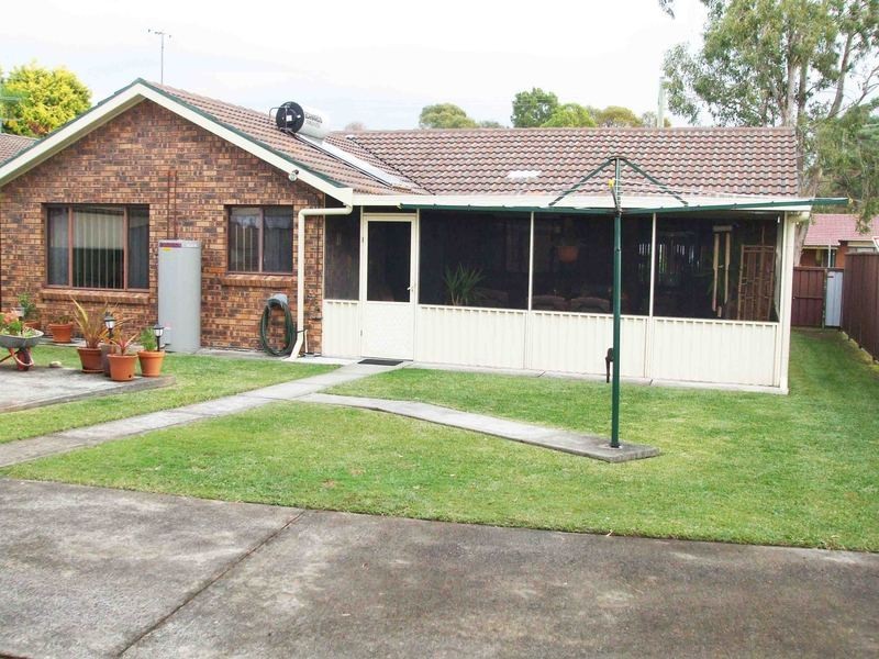47 Kerry Crescent, Berkeley Vale NSW 2261