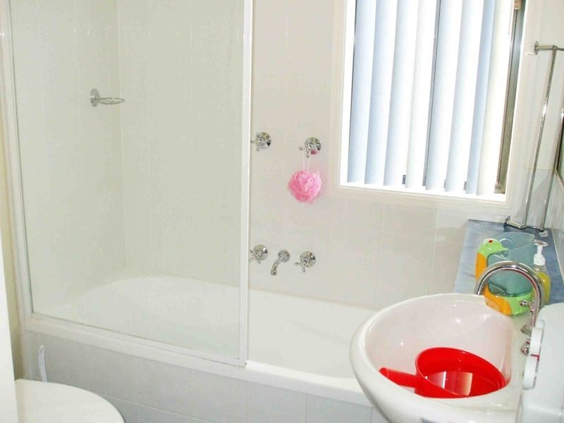 67 Hume Boulevard, Killarney Vale NSW 2261