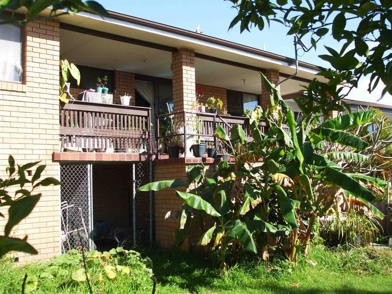 39 Hillside Drive, Berkeley Vale NSW 2261