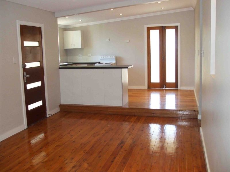 32A Keats Avenue, Bateau Bay NSW 2261