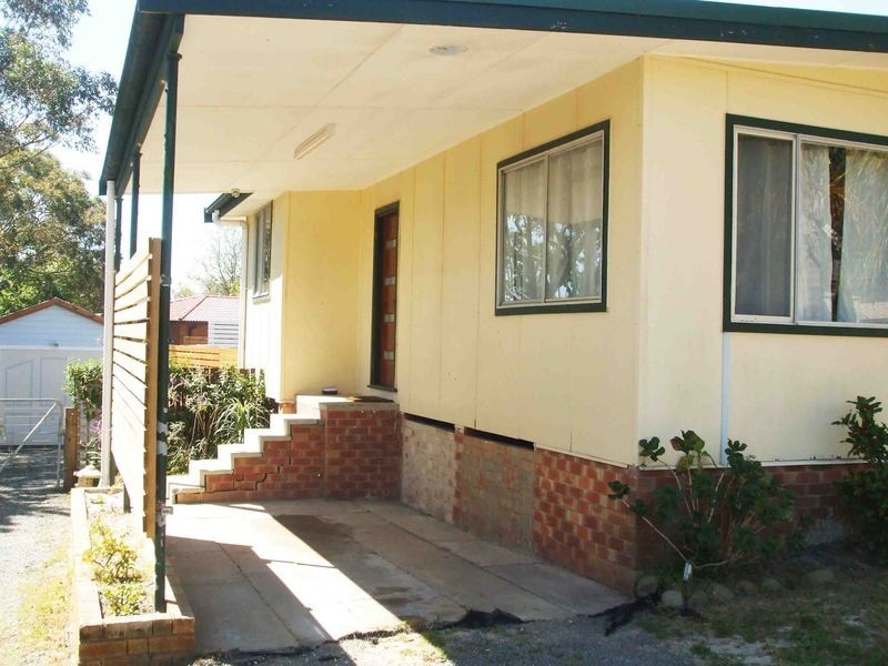 32A Keats Avenue, Bateau Bay NSW 2261