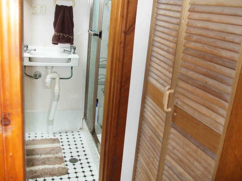 5 Vaughan Close, Killarney Vale NSW 2261
