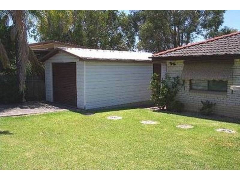 9 Sturt Street, Killarney Vale NSW 2261