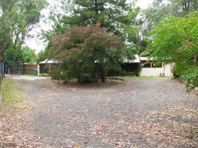 80 Kingsford Smith Drive, Berkeley Vale NSW 2261