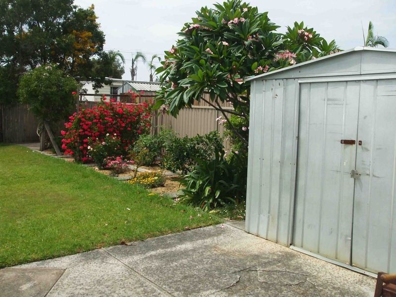 18 Cunningham Road, Killarney Vale NSW 2261