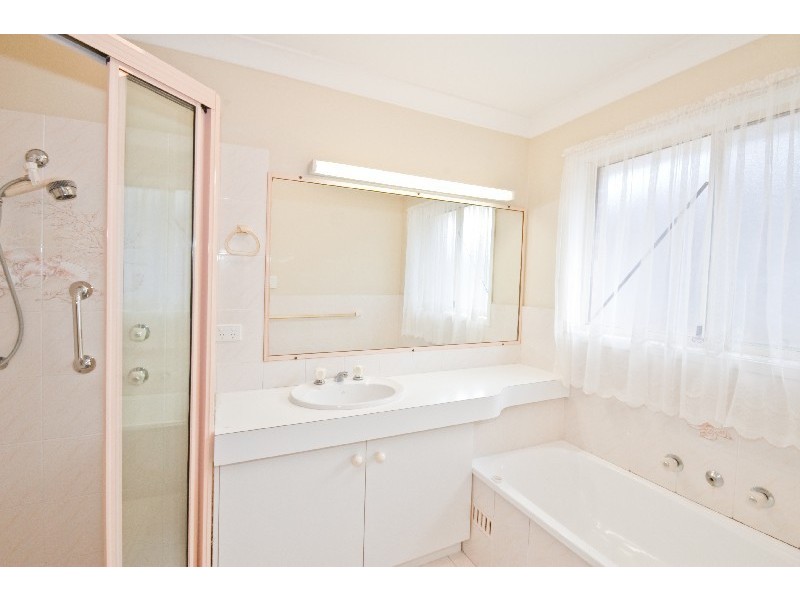 48 Tasman Avenue, Killarney Vale NSW 2261