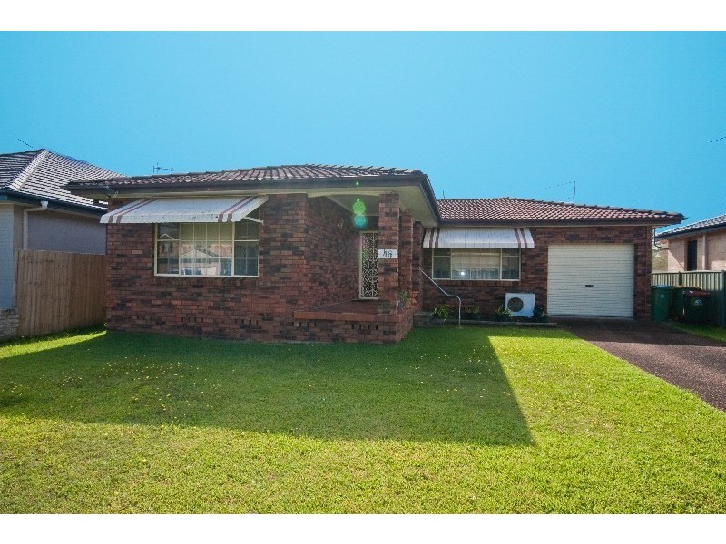 48 Tasman Avenue, Killarney Vale NSW 2261