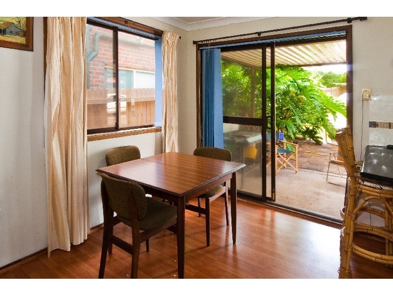 29 Poplars Avenue, Bateau Bay NSW 2261