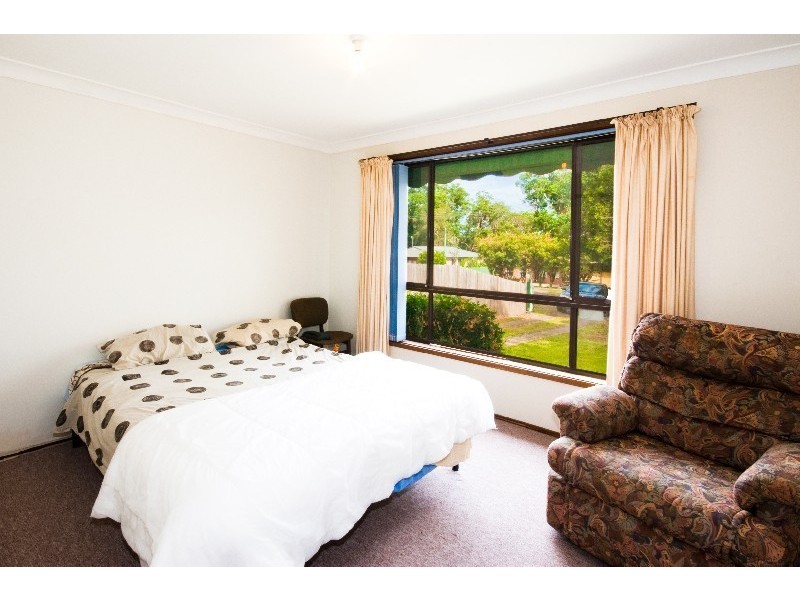 29 Poplars Avenue, Bateau Bay NSW 2261