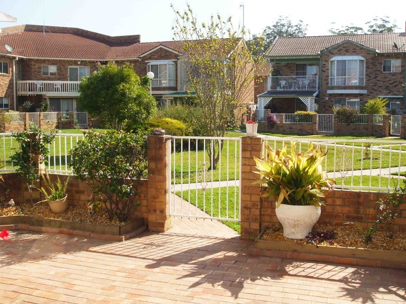 51/15 Lorraine Avenue, Berkeley Vale NSW 2261