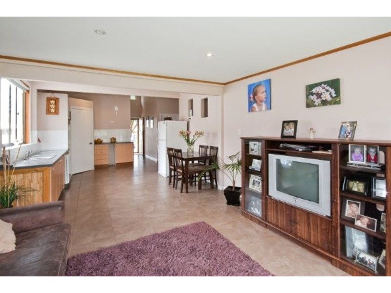 22 Norton Avenue, Killarney Vale NSW 2261