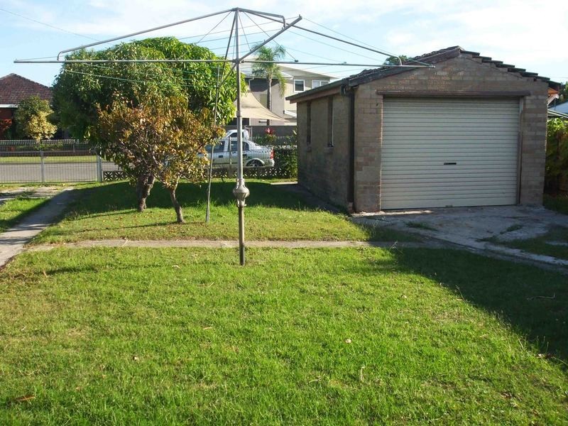 98 Wyong Road, Killarney Vale NSW 2261