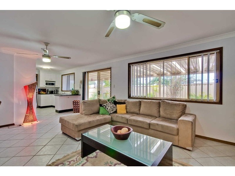 2/55 Hume Boulevard, Killarney Vale NSW 2261