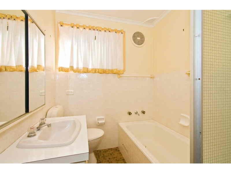 44 Jeannie Crescent, Berkeley Vale NSW 2261