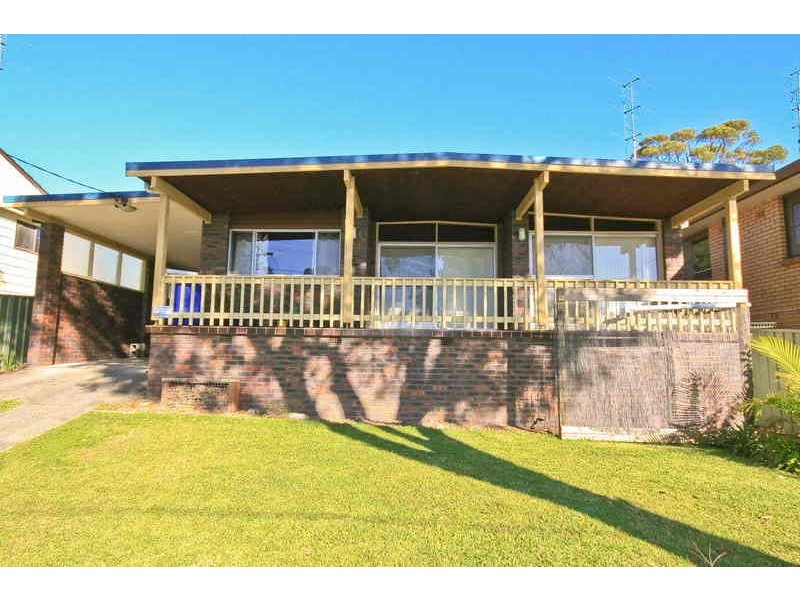 44 Jeannie Crescent, Berkeley Vale NSW 2261