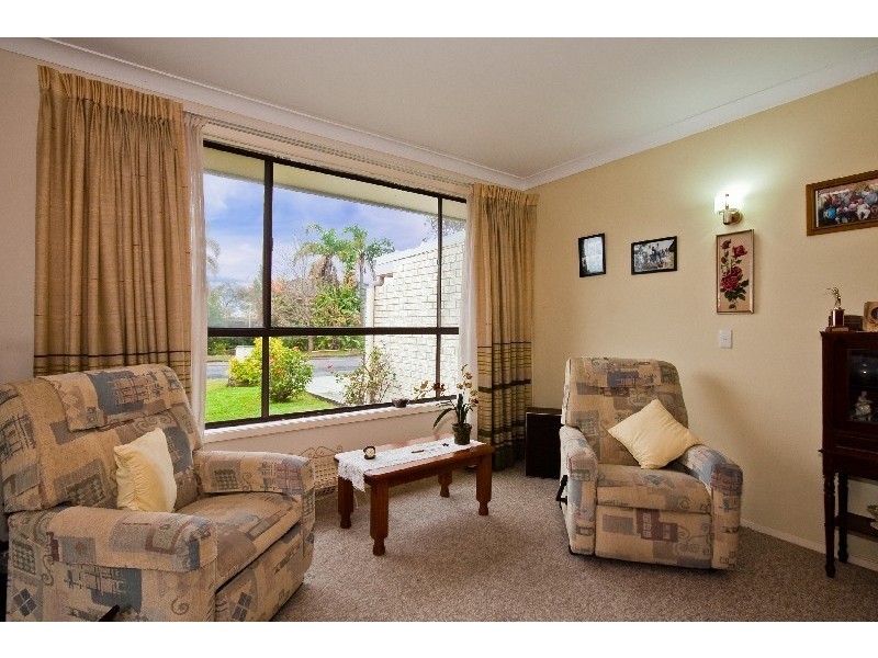 44 Hinemoa Avenue, Killarney Vale NSW 2261