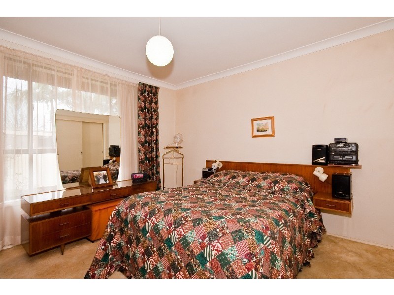 44 Hinemoa Avenue, Killarney Vale NSW 2261