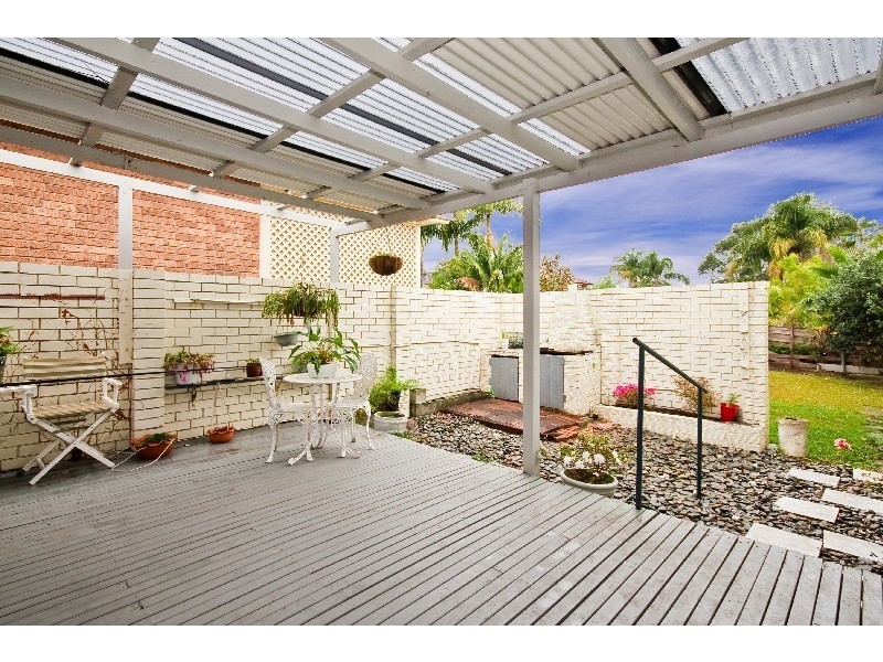 44 Hinemoa Avenue, Killarney Vale NSW 2261