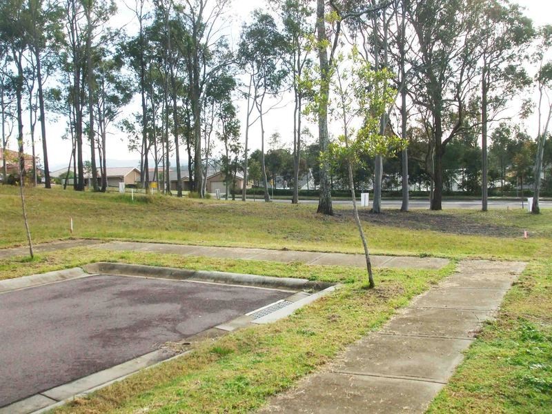 601 Johns Road, Wadalba NSW 2259