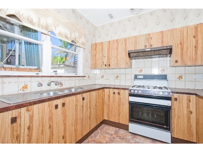 24 Carlyon Street, Killarney Vale NSW 2261