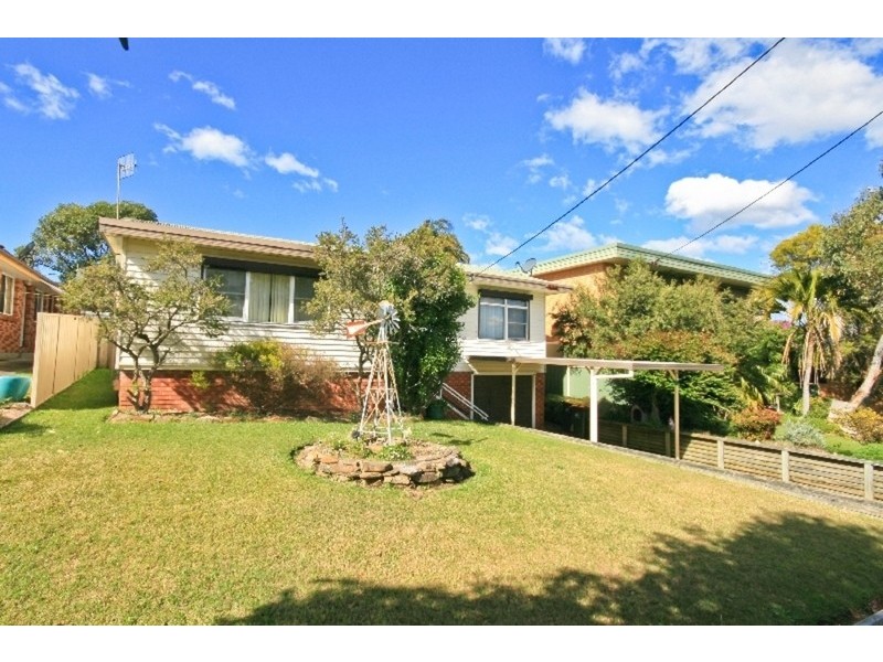 24 Carlyon Street, Killarney Vale NSW 2261