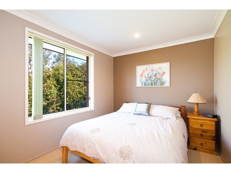 15 Montana Place, Bateau Bay NSW 2261