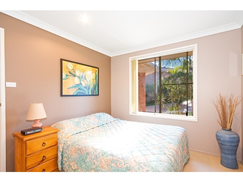 15 Montana Place, Bateau Bay NSW 2261