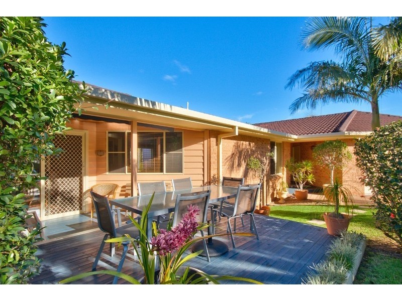 15 Montana Place, Bateau Bay NSW 2261