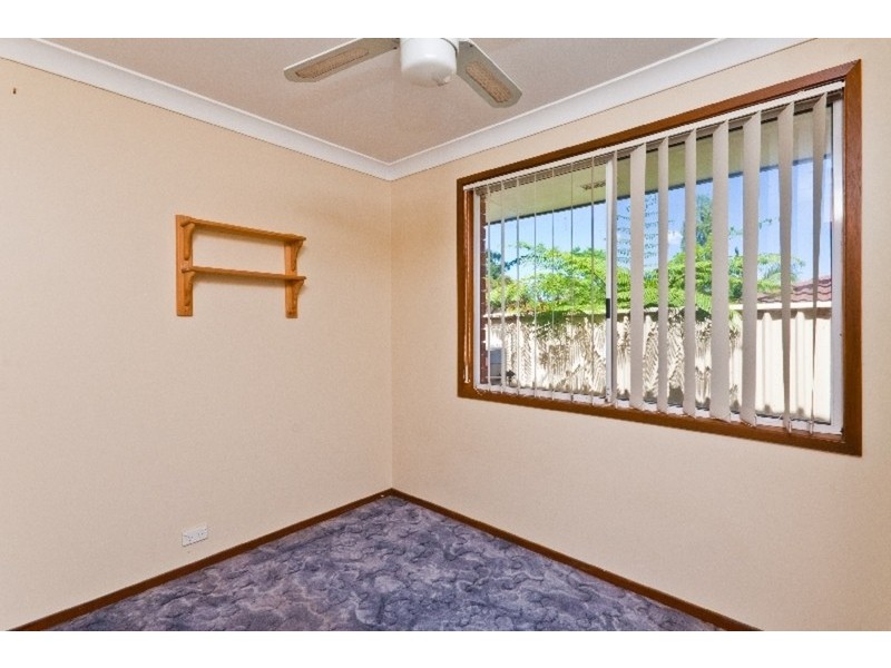 10 Belshaw Place, Bateau Bay NSW 2261