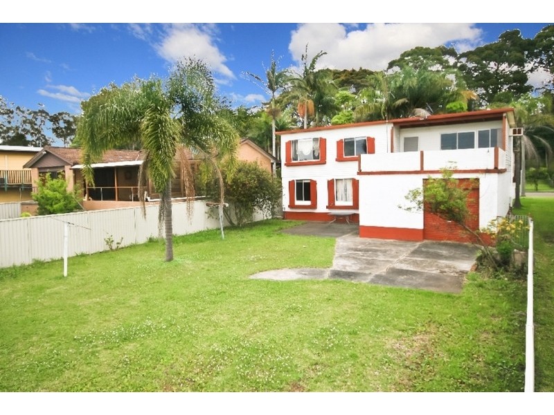 279 Lakedge Avenue, Berkeley Vale NSW 2261