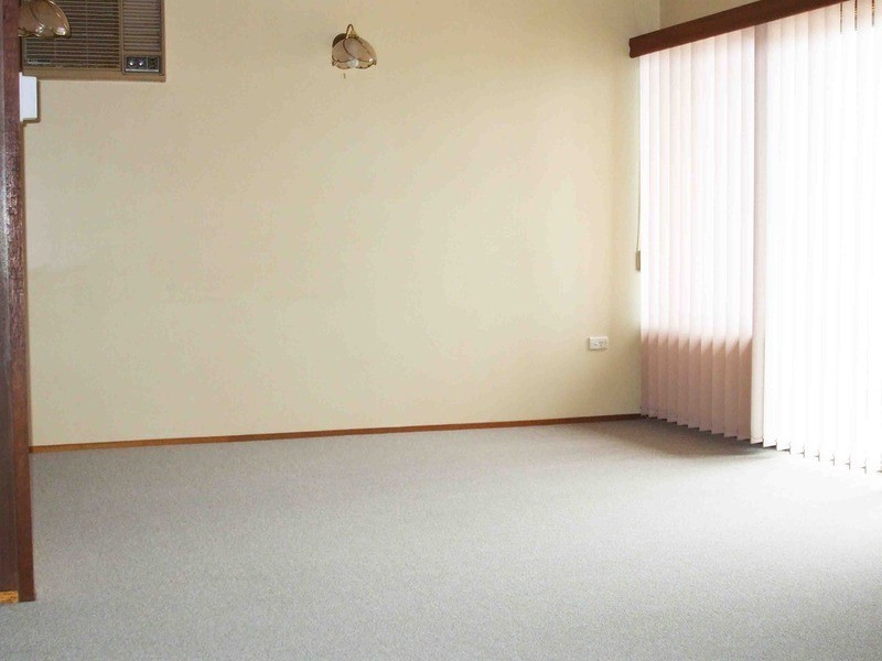 279 Lakedge Avenue, Berkeley Vale NSW 2261