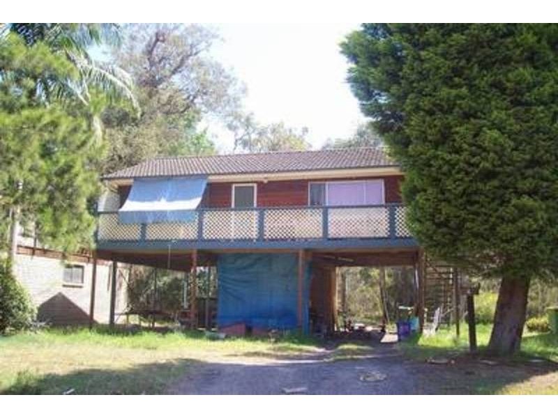 4 The Peninsula, Tumbi Umbi NSW 2261