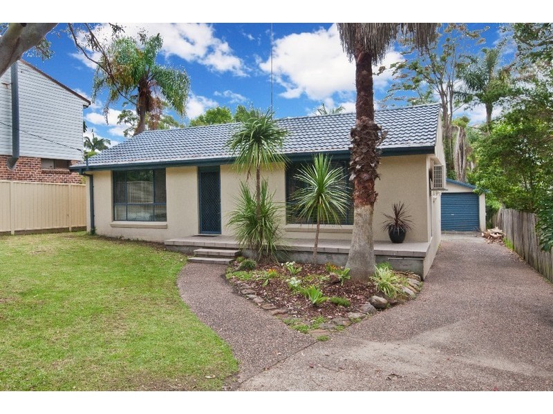 23 Gladys Avenue, Berkeley Vale NSW 2261