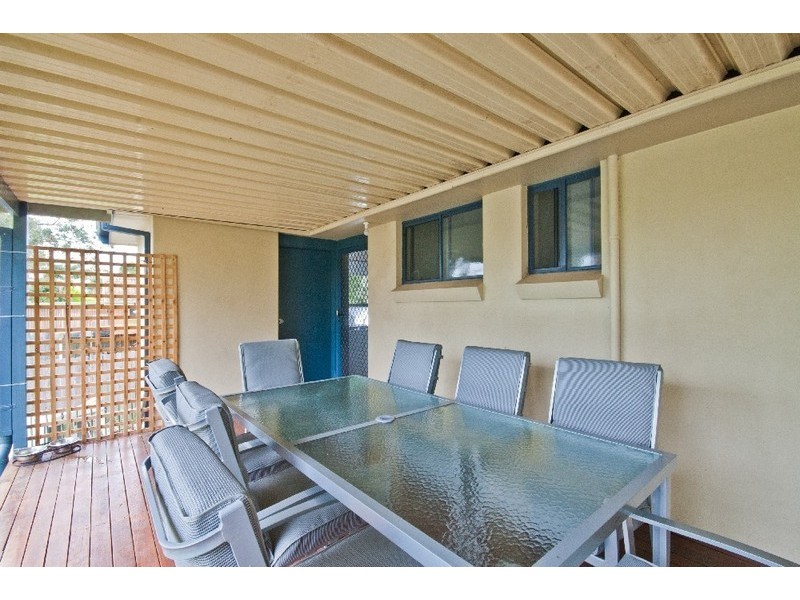 23 Gladys Avenue, Berkeley Vale NSW 2261