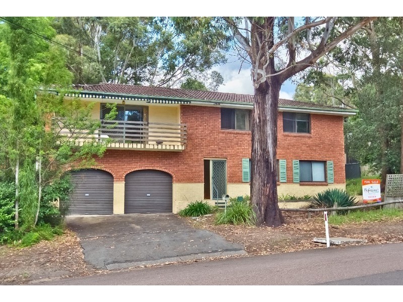 52 Shannon Parade, Berkeley Vale NSW 2261