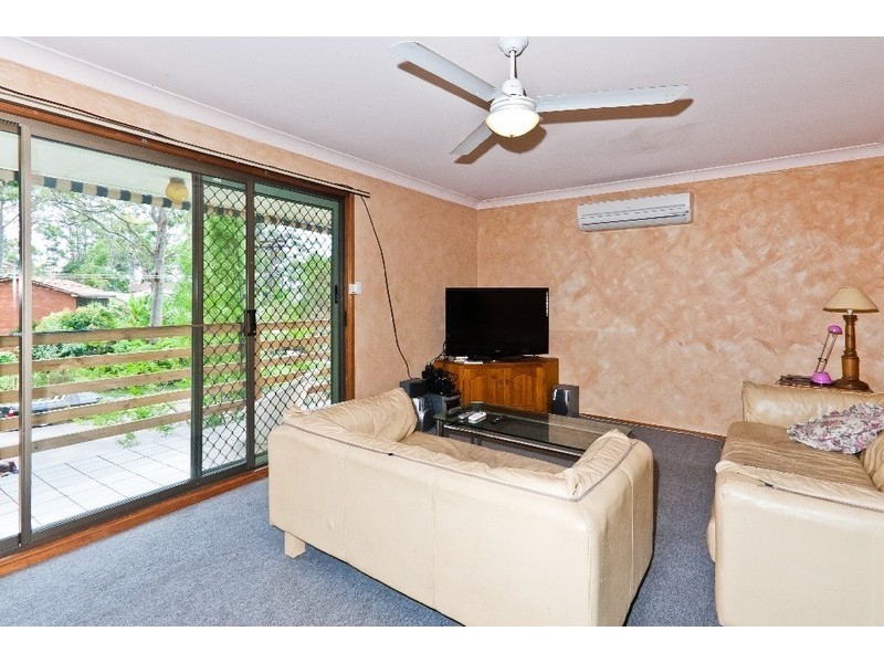 52 Shannon Parade, Berkeley Vale NSW 2261