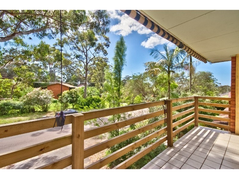 52 Shannon Parade, Berkeley Vale NSW 2261