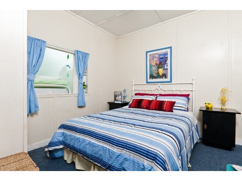 19 McLean Street, Killarney Vale NSW 2261